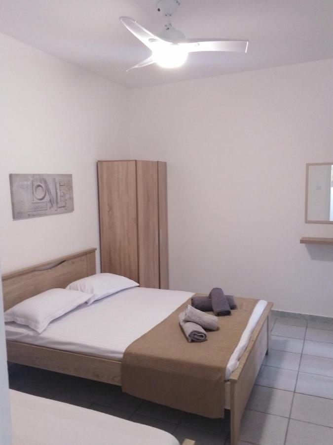 Niki Stavros Comfort Studios Екстер'єр фото