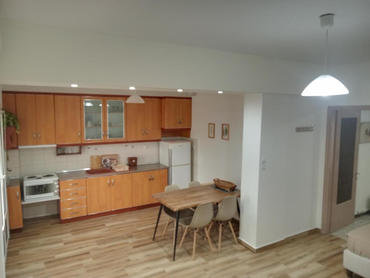 Niki Stavros Comfort Studios Екстер'єр фото